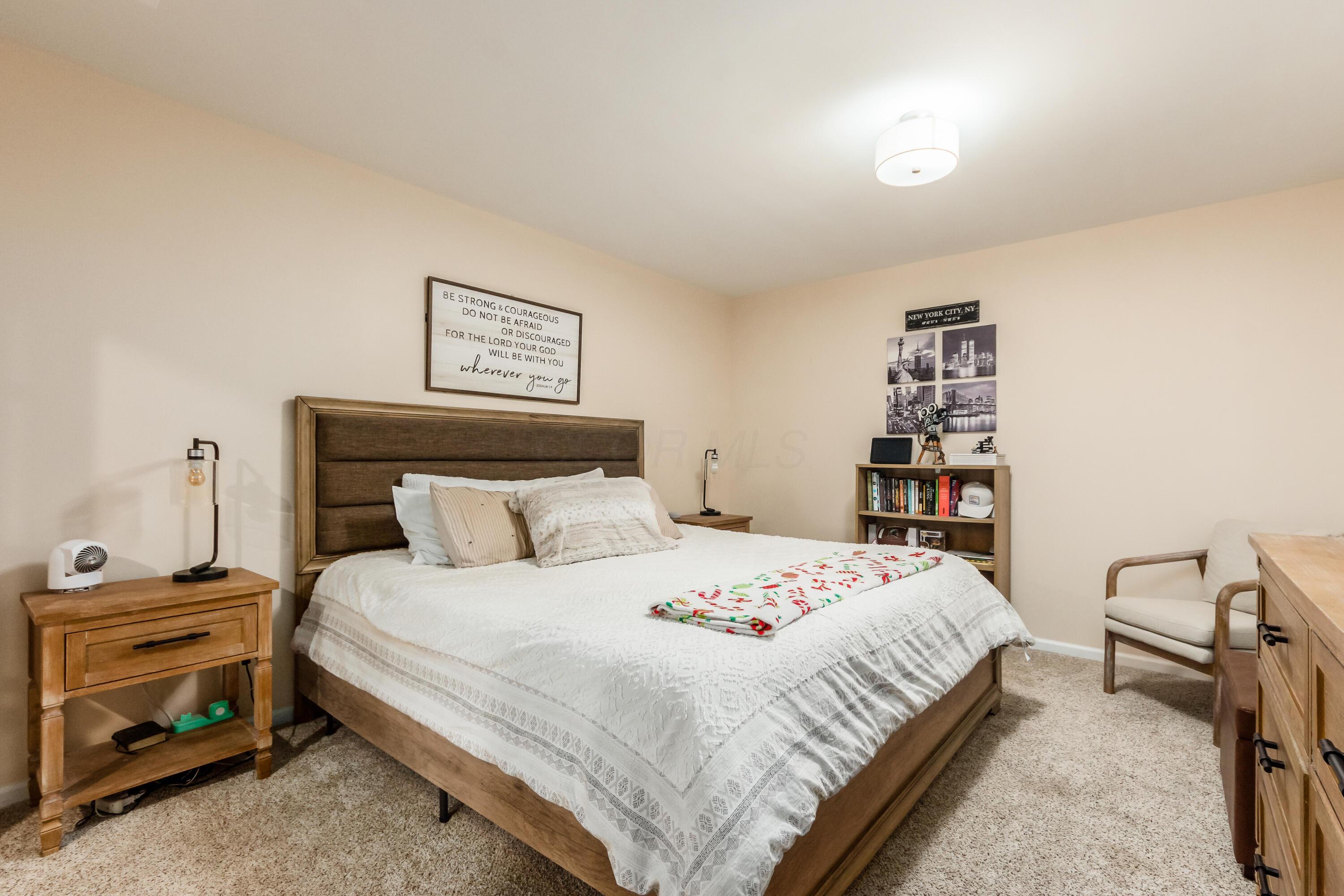 9719 Erin Woods Drive, Dublin, Ohio image 42