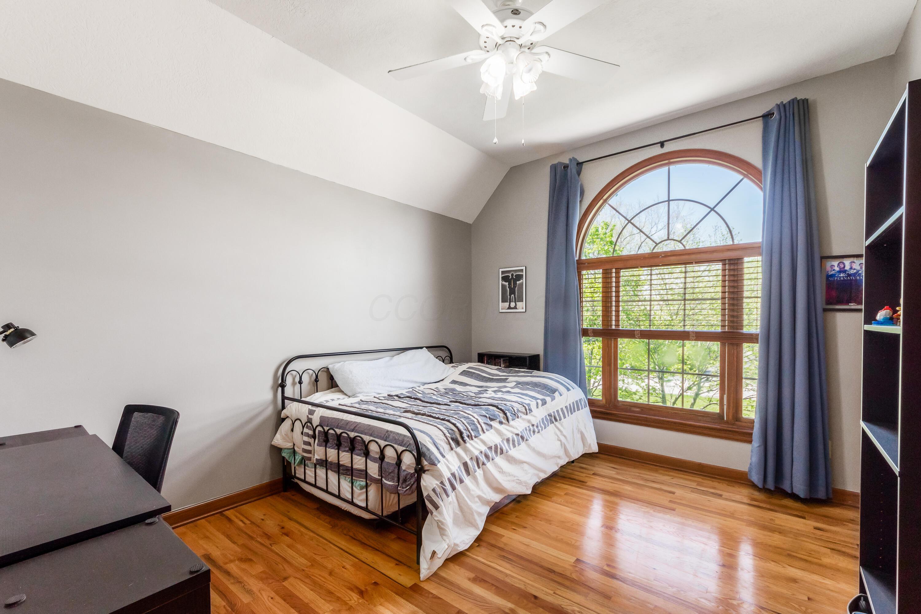 9719 Erin Woods Drive, Dublin, Ohio image 31