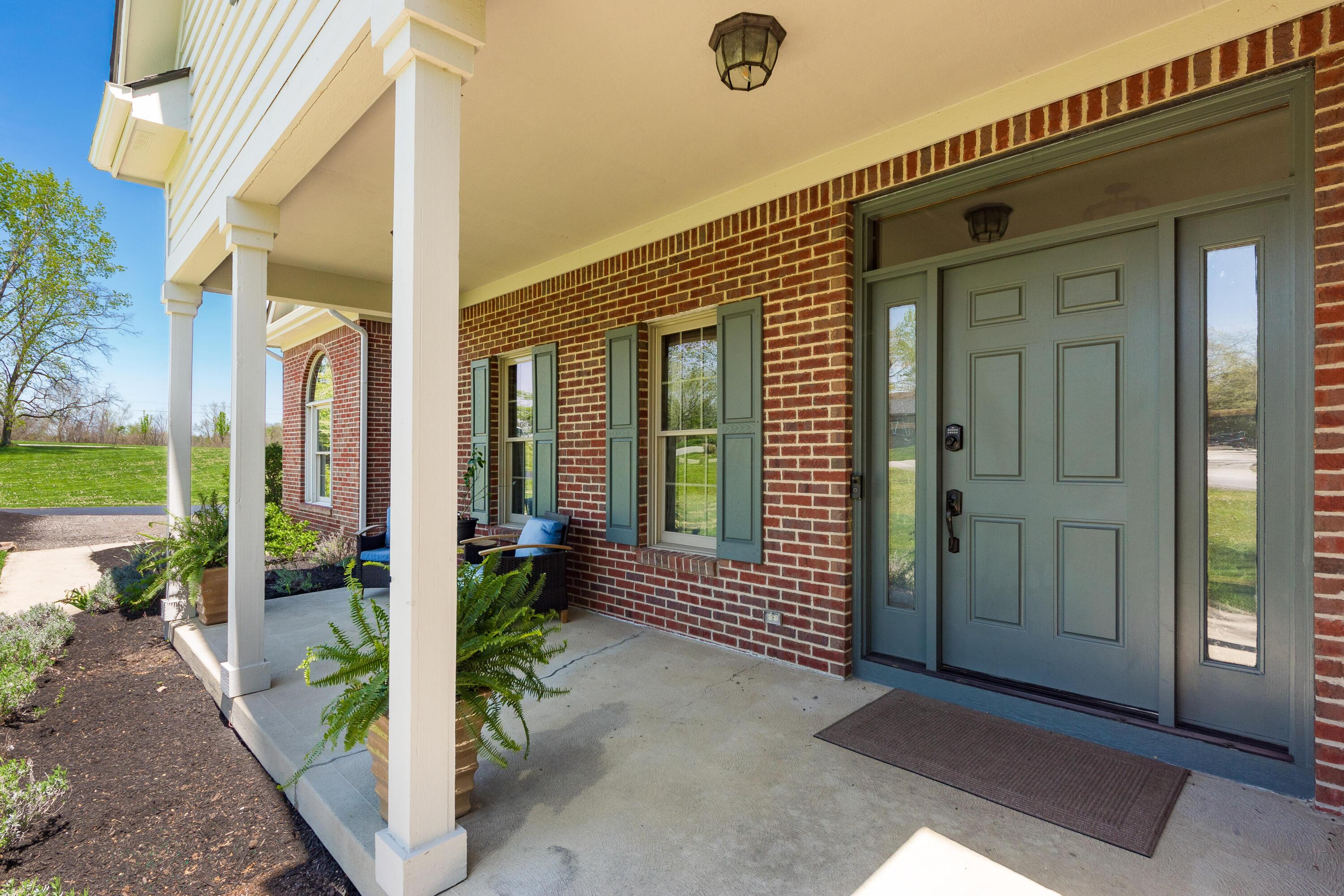 9719 Erin Woods Drive, Dublin, Ohio image 6