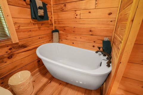 Tiny photo for 13042 E Buck Run Road, Rockbridge, OH 43149 (MLS # 226000749)