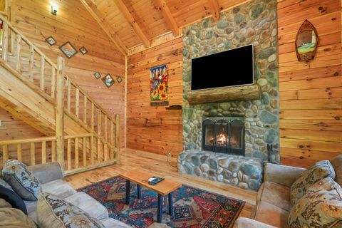 Tiny photo for 13042 E Buck Run Road, Rockbridge, OH 43149 (MLS # 226000749)