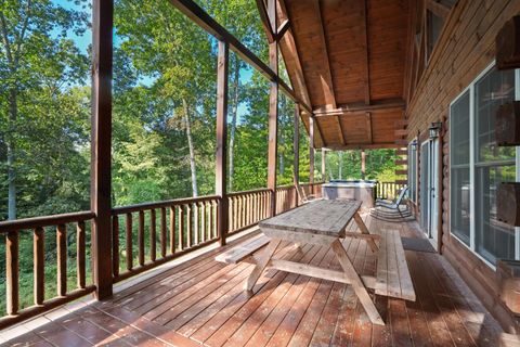 Tiny photo for 13042 E Buck Run Road, Rockbridge, OH 43149 (MLS # 226000749)