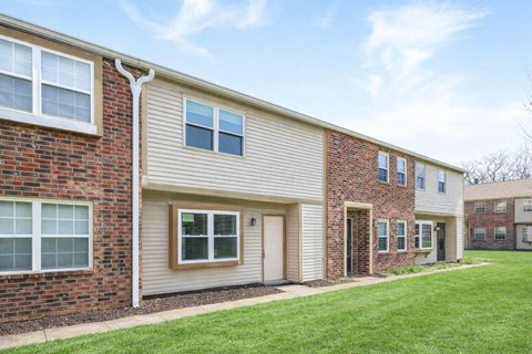 Photo of 4919 Dublin Falls C #C, Columbus, OH 43221 (MLS # 226011501)