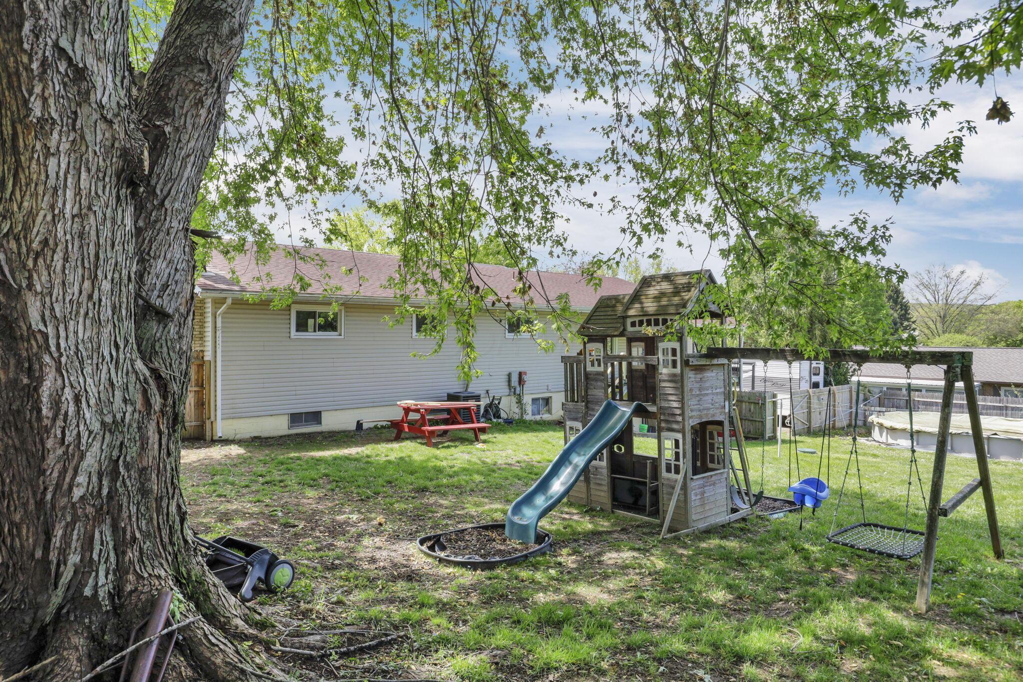 848 Carpico Drive, Lancaster, Ohio image 38