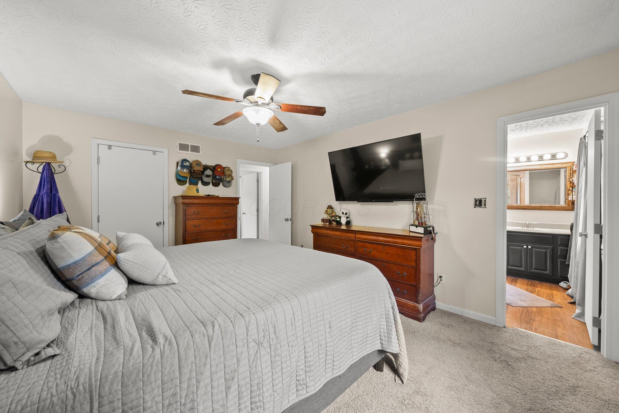 13682 Cobblestone Lane, Pickerington, Ohio image 21