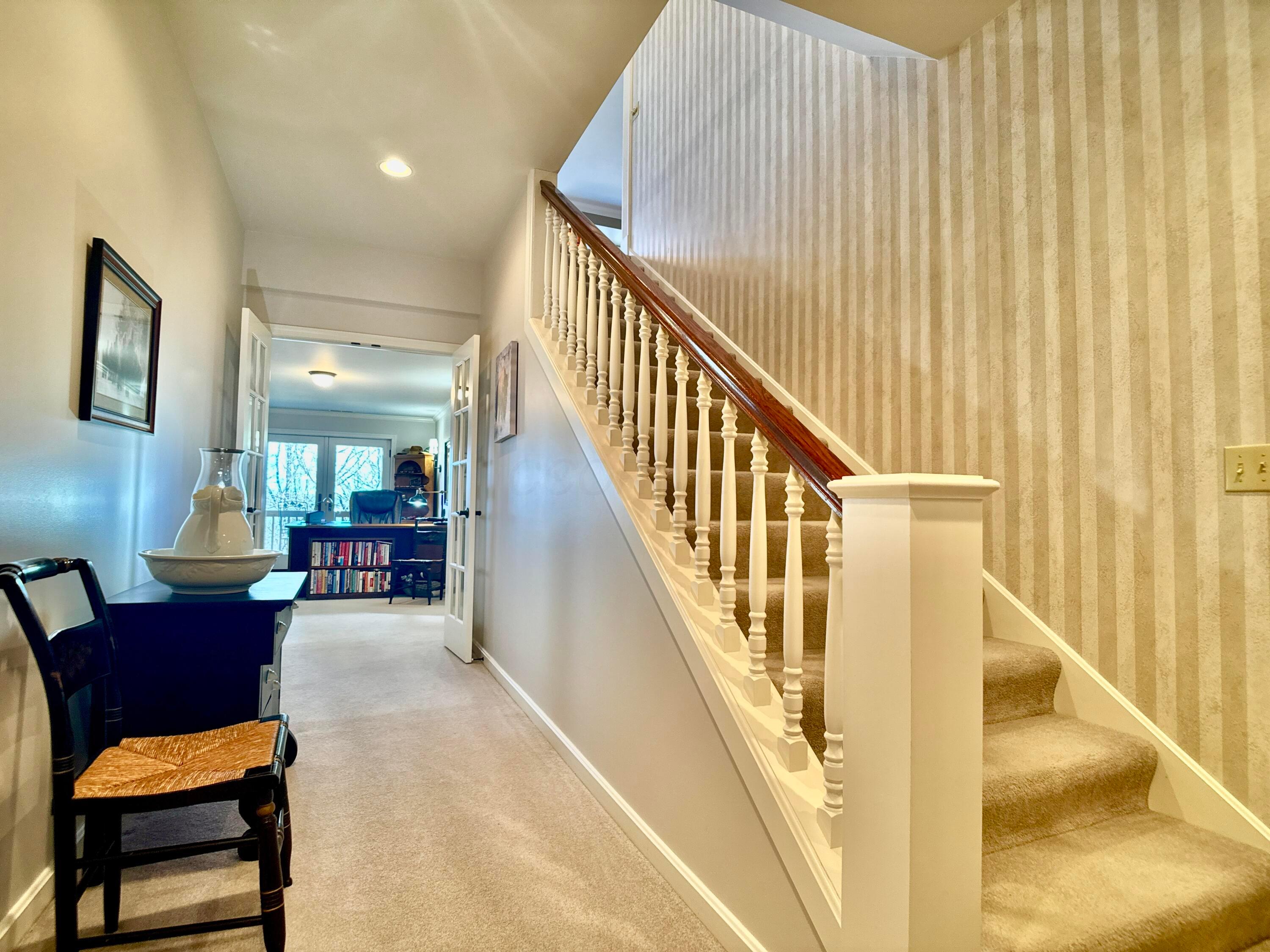 5295 Milford Drive, Zanesville, Ohio image 34