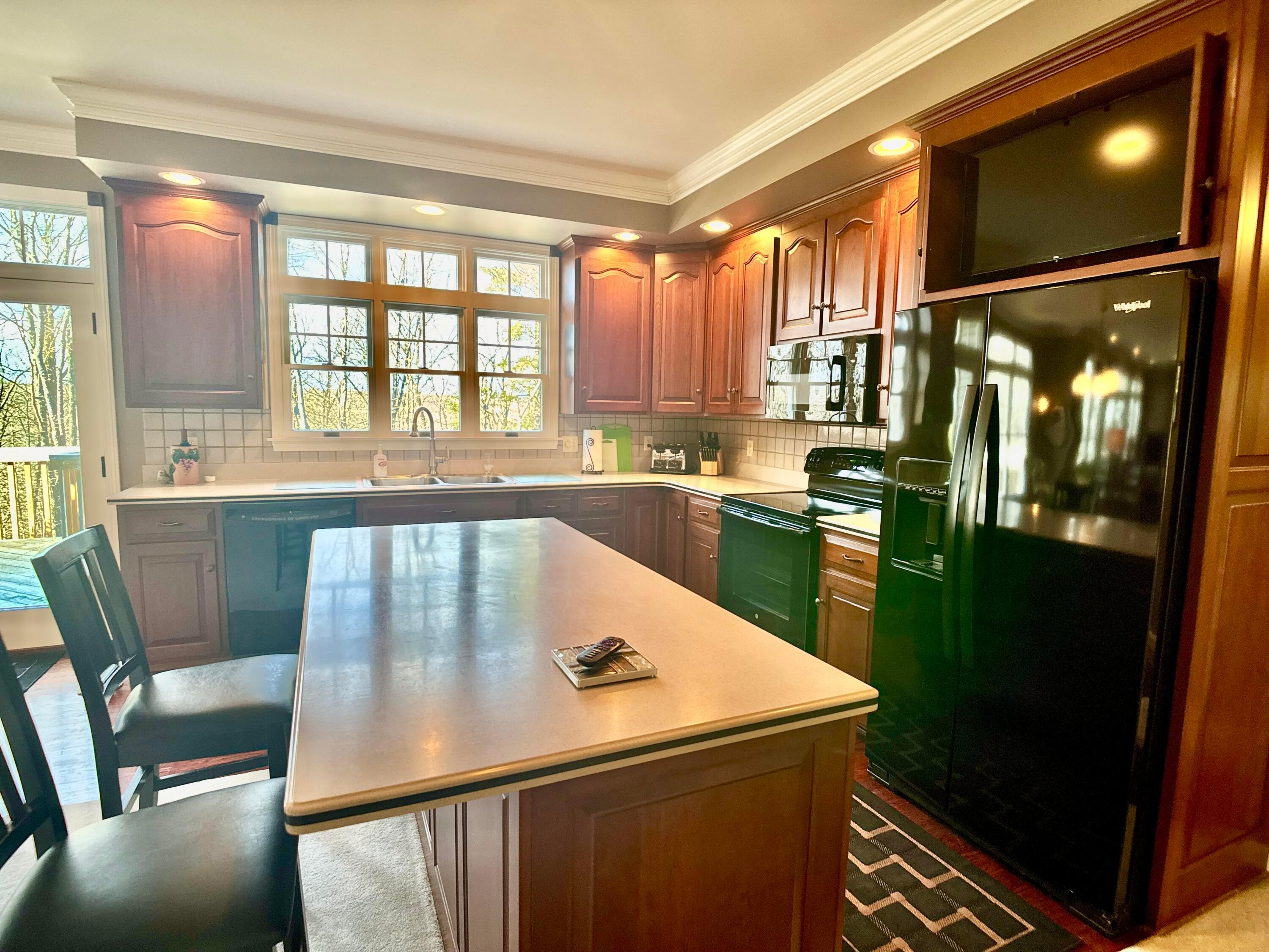 5295 Milford Drive, Zanesville, Ohio image 19