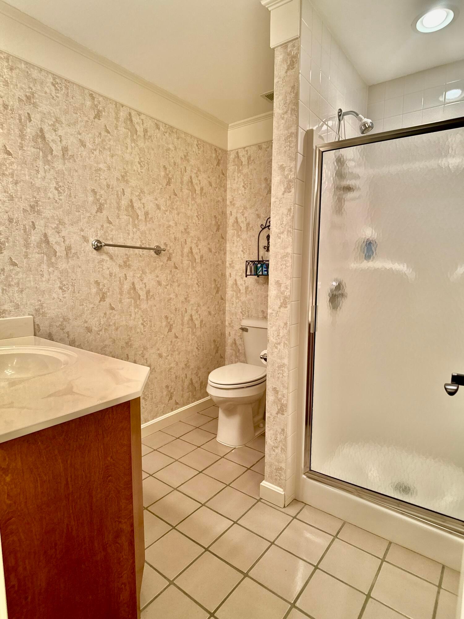 5295 Milford Drive, Zanesville, Ohio image 46