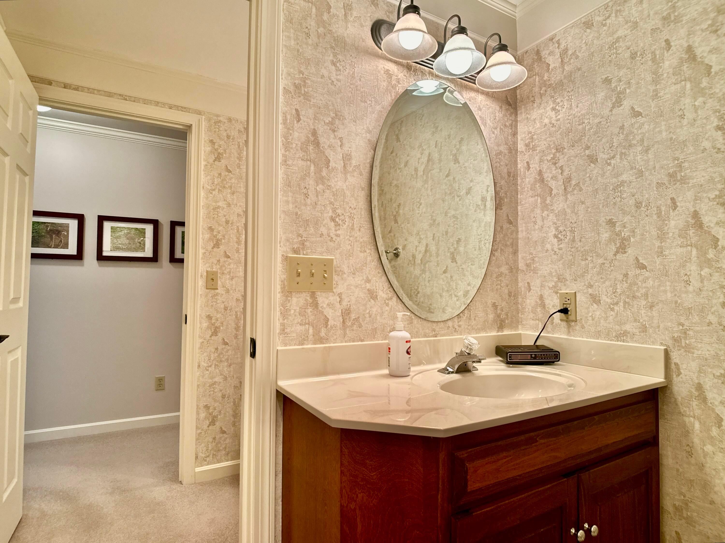 5295 Milford Drive, Zanesville, Ohio image 47