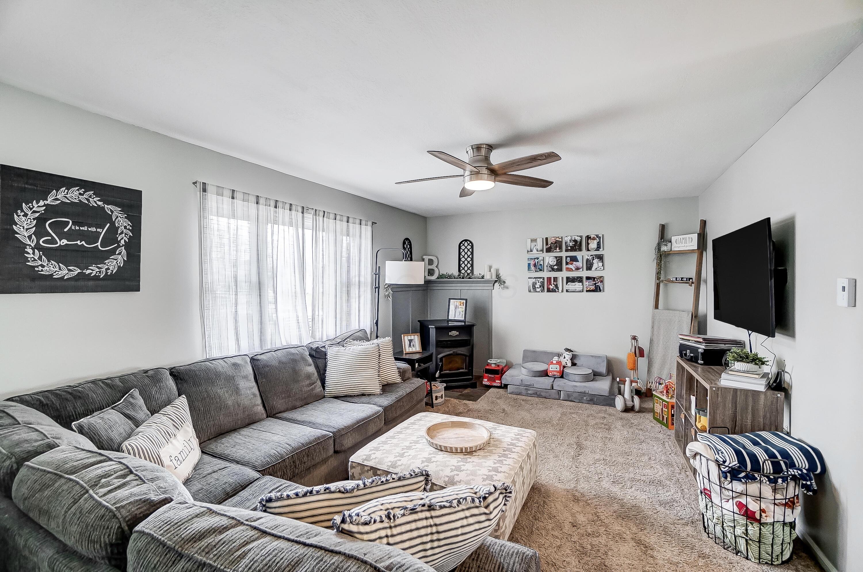 135 Kraft Drive, Ashville, Ohio image 7