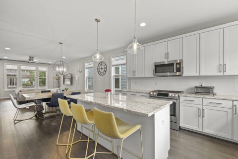 Tiny photo for 1279 N Grant Avenue, Columbus, OH 43201 (MLS # 226036458)