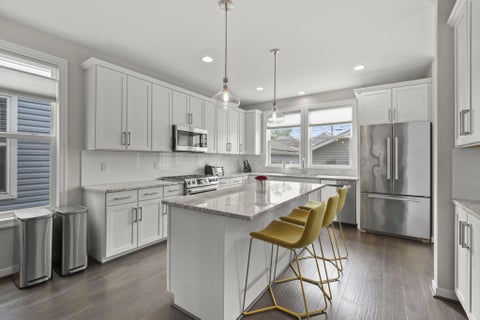 Tiny photo for 1279 N Grant Avenue, Columbus, OH 43201 (MLS # 226036458)
