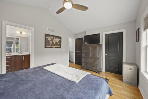 Tiny photo for 1279 N Grant Avenue, Columbus, OH 43201 (MLS # 226036458)