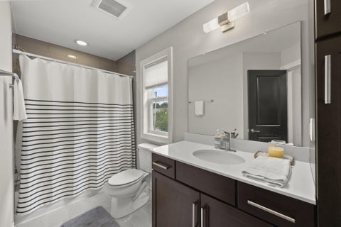Tiny photo for 1279 N Grant Avenue, Columbus, OH 43201 (MLS # 226036458)