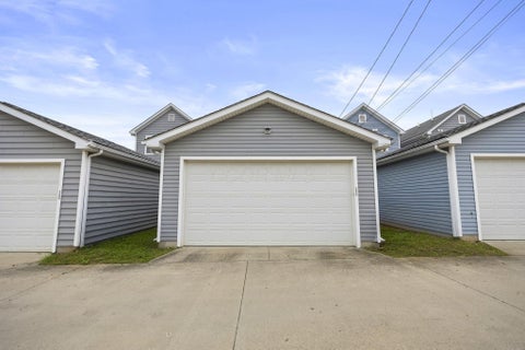Tiny photo for 1279 N Grant Avenue, Columbus, OH 43201 (MLS # 226036458)