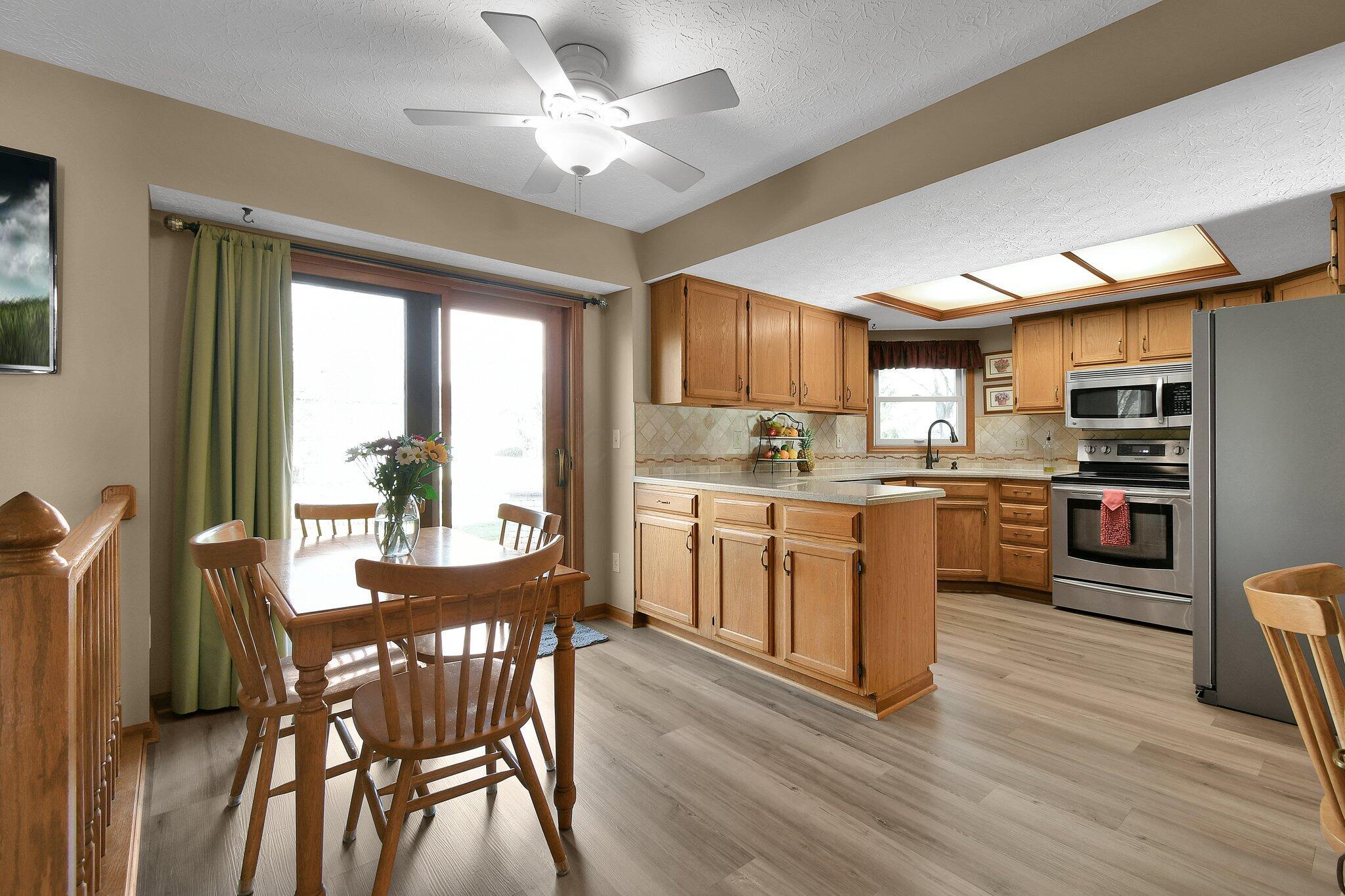 13075 Heatherstone Circle, Pickerington, Ohio image 11