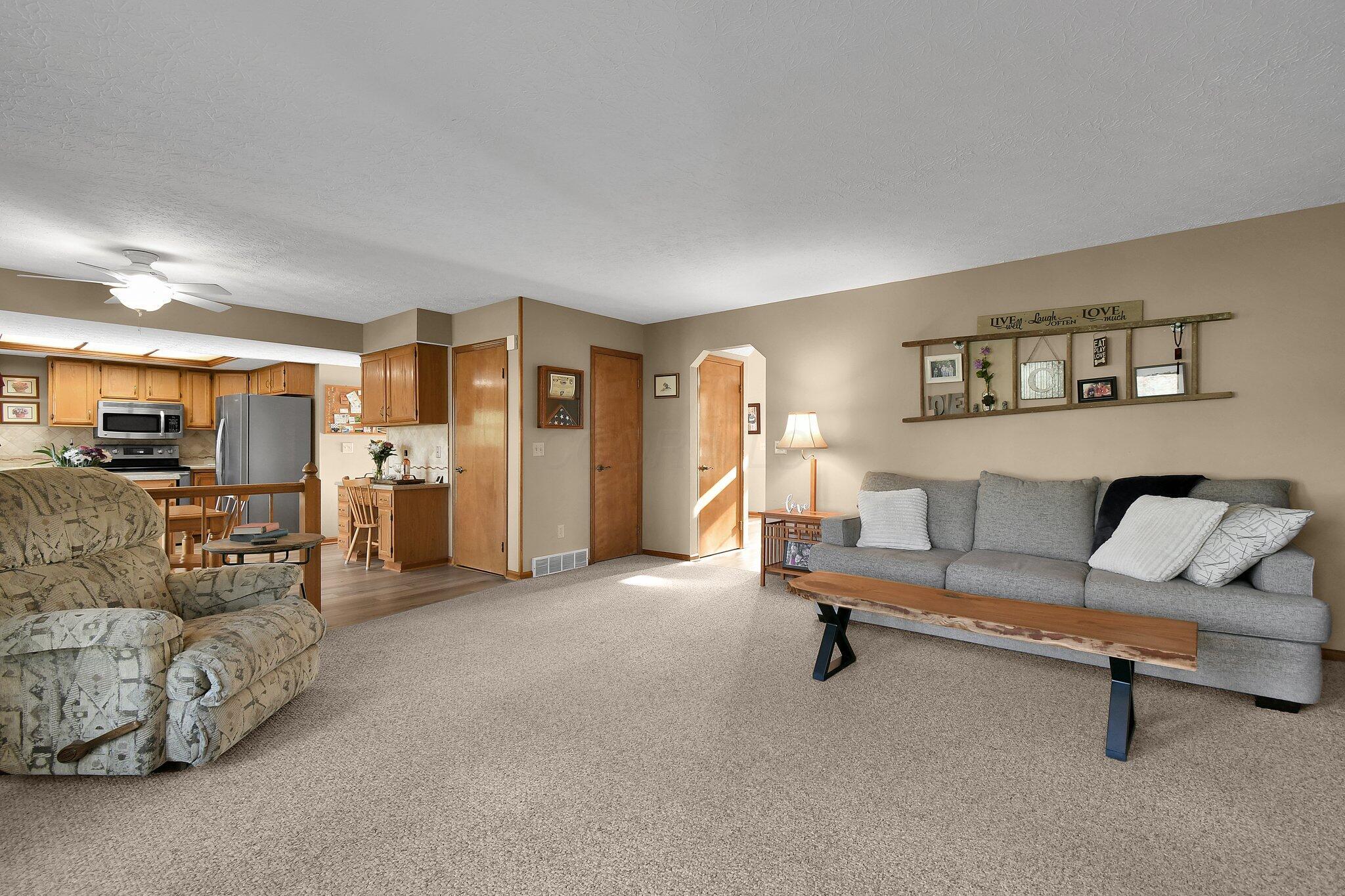 13075 Heatherstone Circle, Pickerington, Ohio image 10