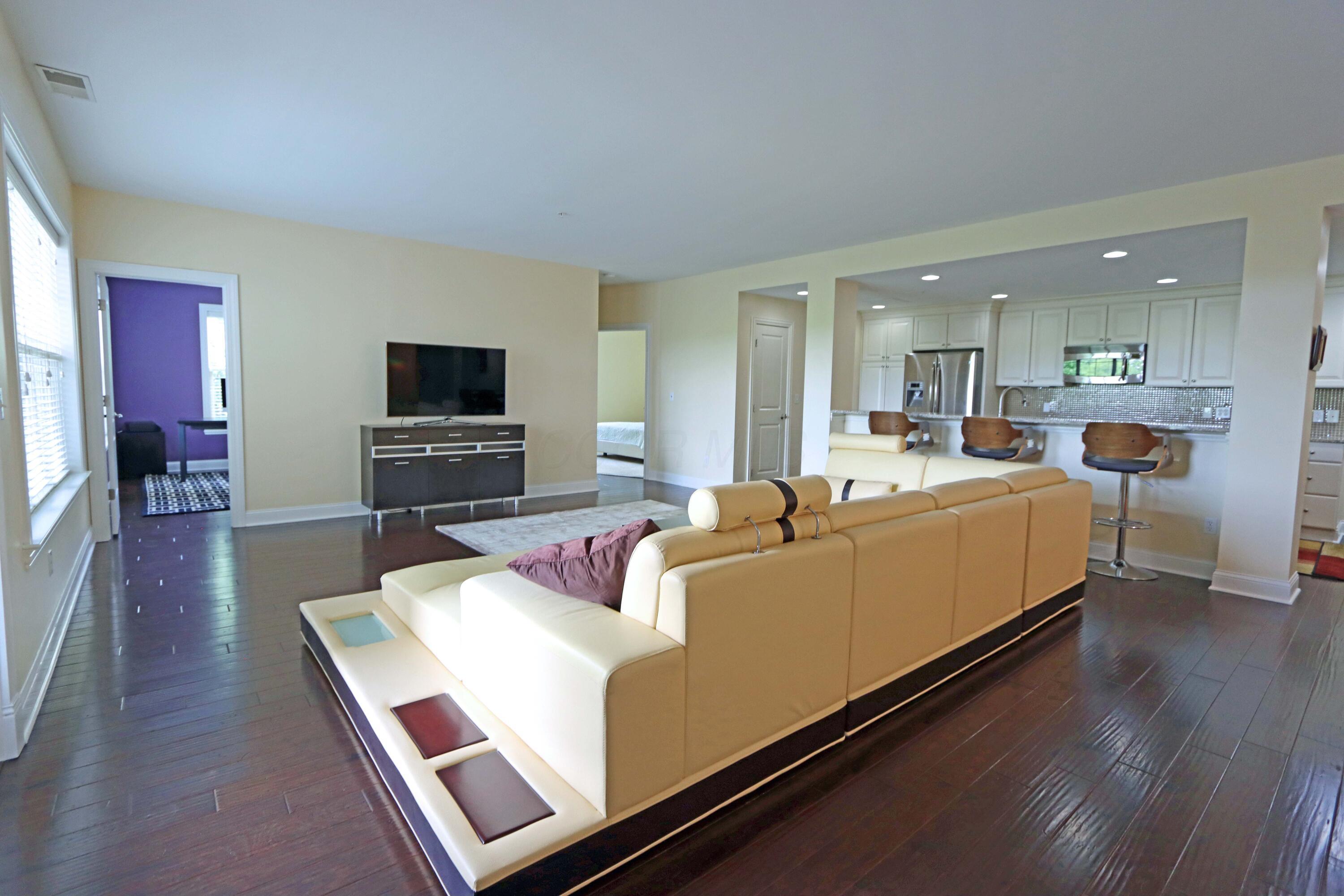 5735 Newbank Circle #202, Dublin, Ohio image 14