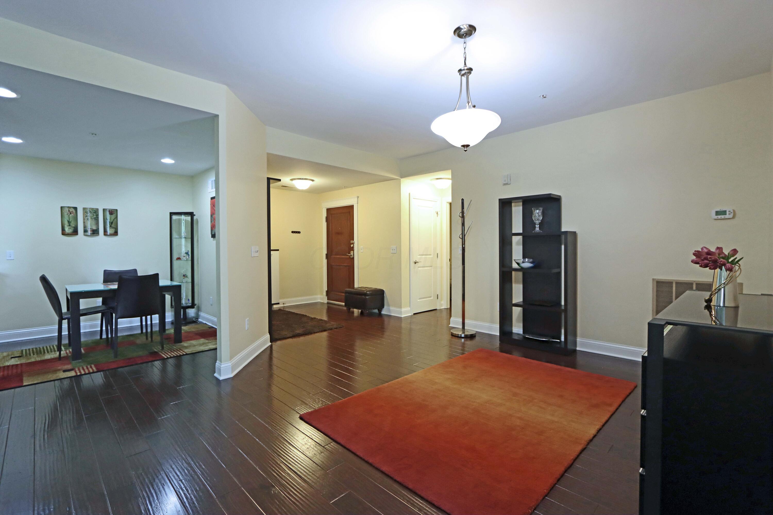 5735 Newbank Circle #202, Dublin, Ohio image 30