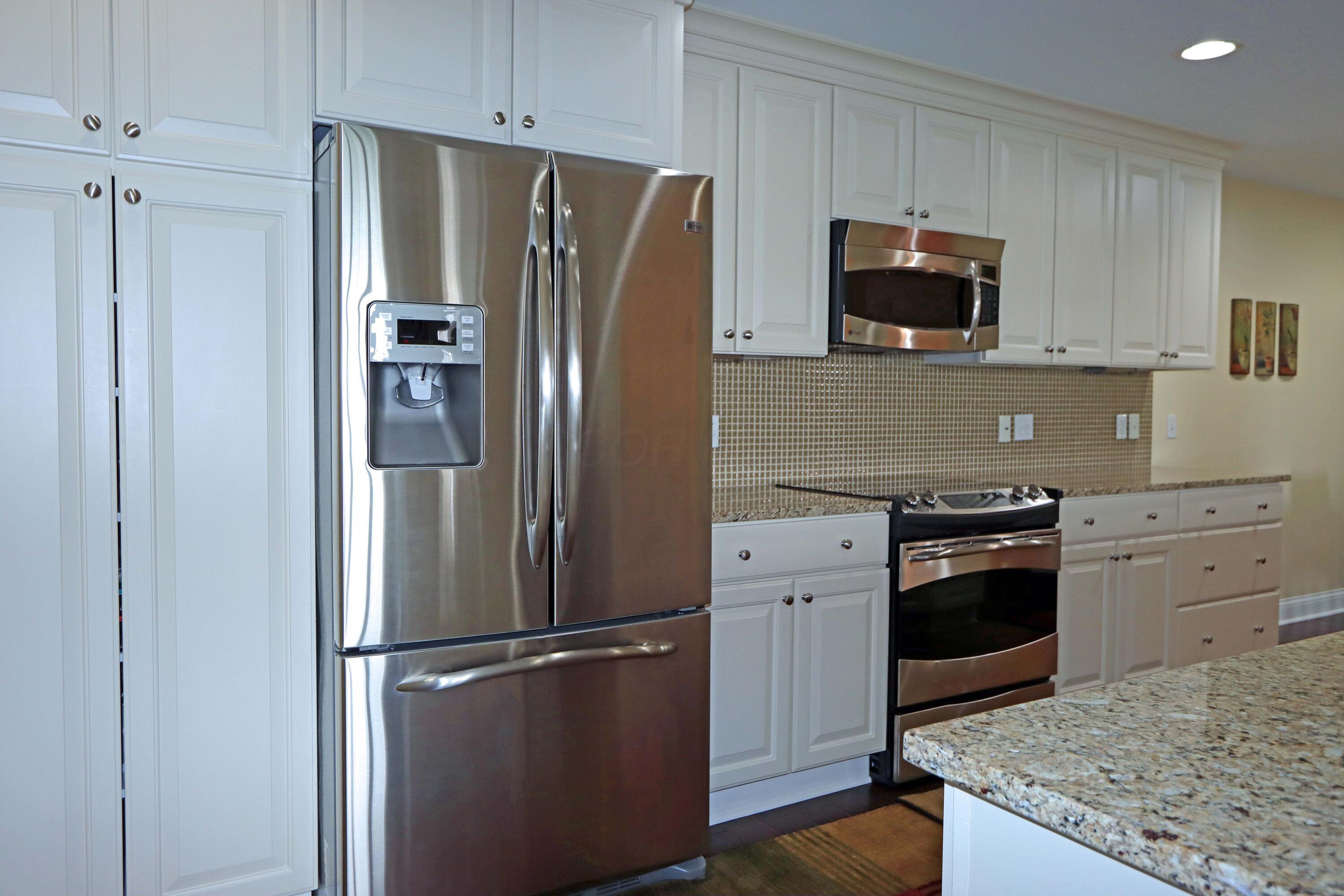 5735 Newbank Circle #202, Dublin, Ohio image 7
