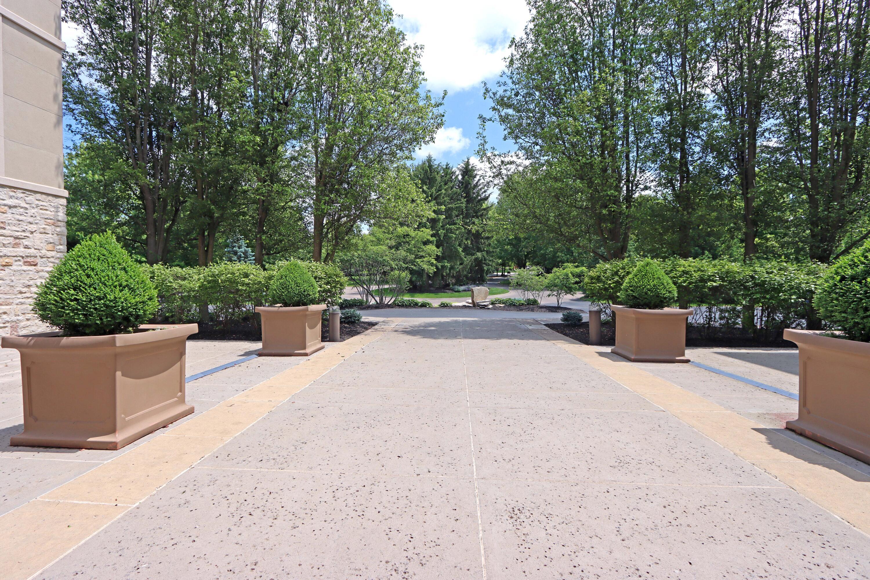 5735 Newbank Circle #202, Dublin, Ohio image 37