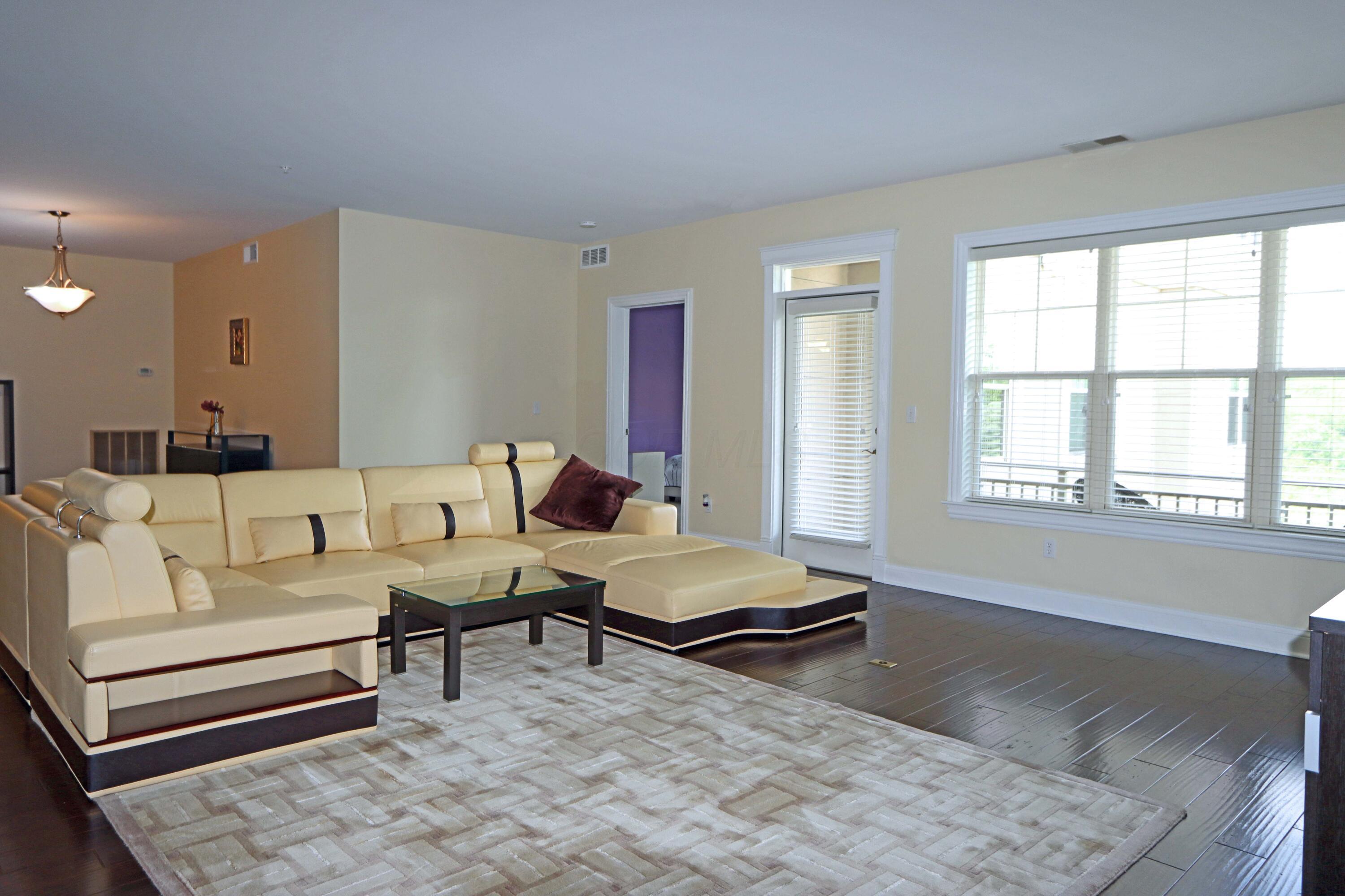 5735 Newbank Circle #202, Dublin, Ohio image 12