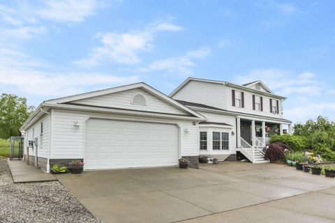 Tiny photo for 11241 Center Road, Garrettsville, OH 44231 (MLS # 226002748)