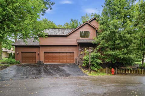 Photo of 482 Beachside Drive, Westerville, OH 43081 (MLS # 226030474)