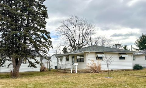 Photo of 4212 Arbutus Avenue, Grove City, OH 43123 (MLS # 226000950)