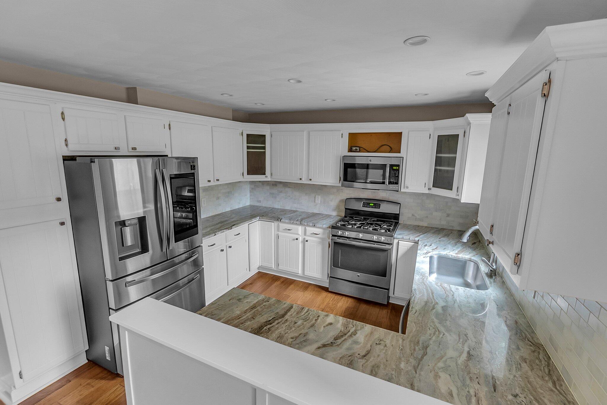 4240 Harlem Road, Galena, Ohio image 4