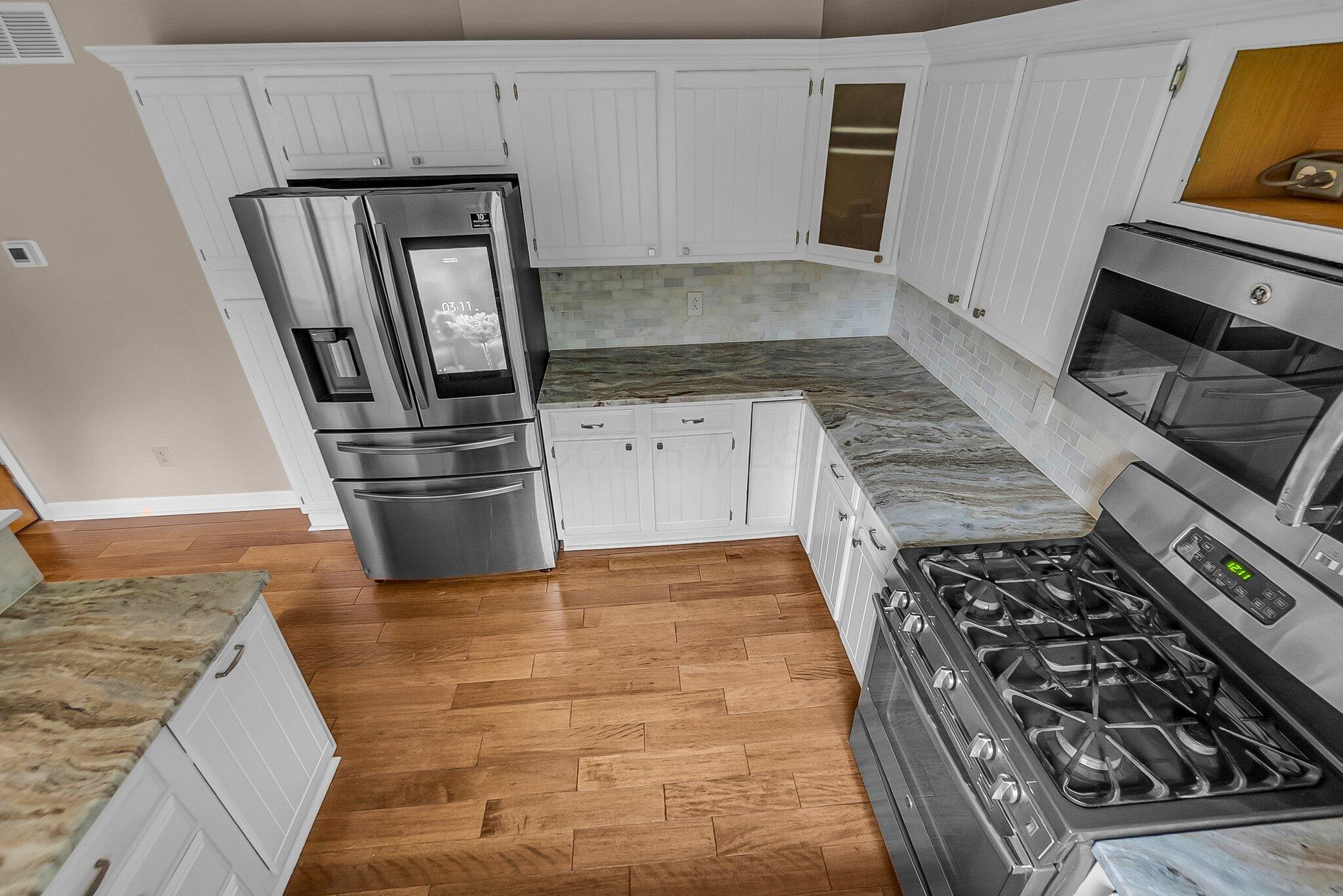 4240 Harlem Road, Galena, Ohio image 28