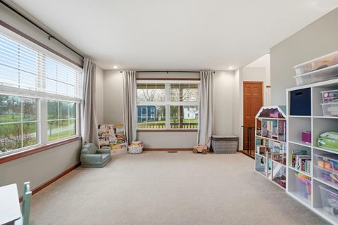 Tiny photo for 465 Carillion Drive, Springfield, OH 45503 (MLS # 226000713)