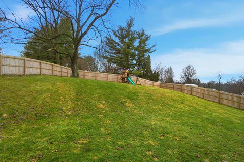 Tiny photo for 465 Carillion Drive, Springfield, OH 45503 (MLS # 226000713)