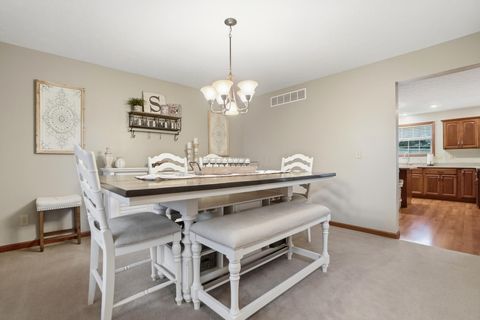 Tiny photo for 465 Carillion Drive, Springfield, OH 45503 (MLS # 226000713)