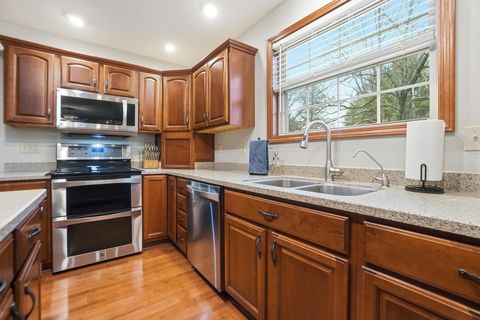 Tiny photo for 465 Carillion Drive, Springfield, OH 45503 (MLS # 226000713)