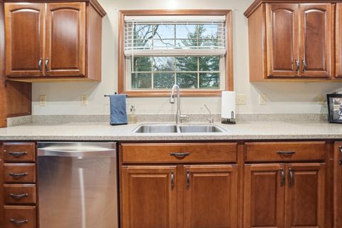 Tiny photo for 465 Carillion Drive, Springfield, OH 45503 (MLS # 226000713)