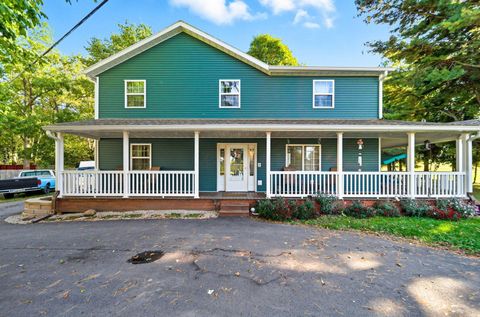 Photo of 4651 E National Road, Springfield, OH 45505 (MLS # 225036312) Photo of 4651 E National Road, Springfield, OH 45505 (MLS # 225036312)