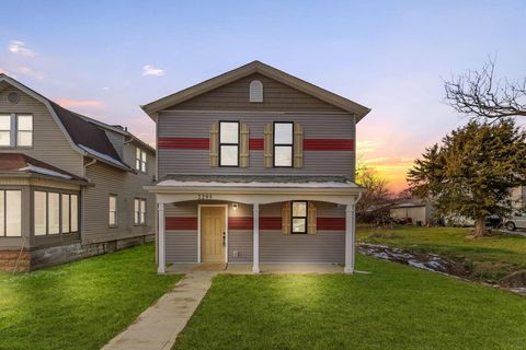 Photo of 2295 Velma, Columbus, OH 43211 (MLS # 225045327)