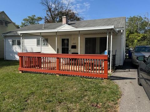 Photo of 1265 Elderwood Avenue, Columbus, OH 43227 (MLS # 225046191)