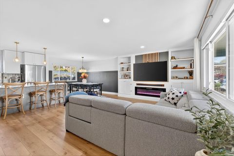 Tiny photo for 5231 Arrowood Court, Columbus, OH 43229 (MLS # 226000923)