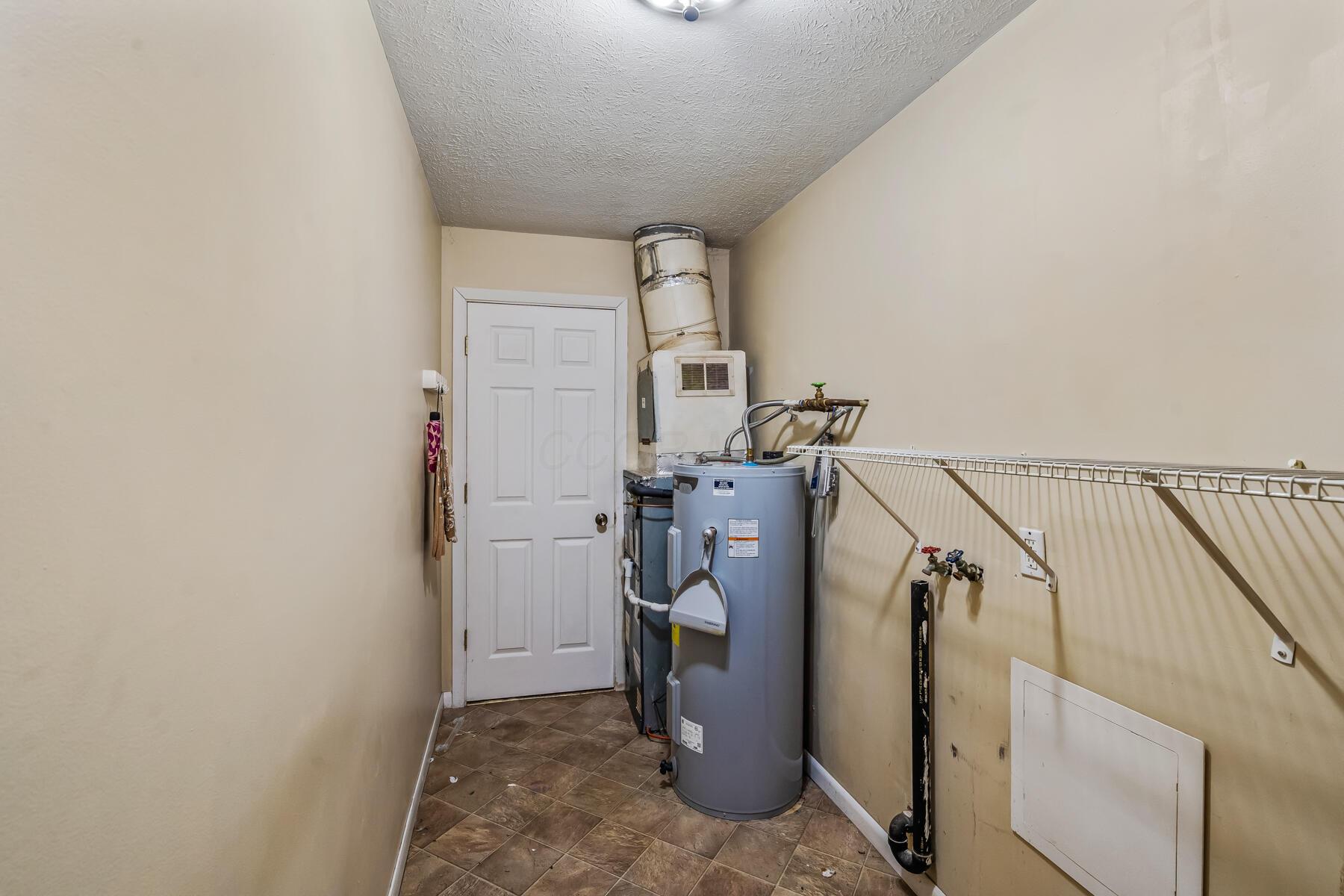2164 W Mulberry Street, Lancaster, Ohio image 17