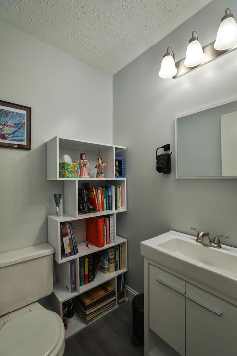 Tiny photo for 2579 Trotterslane Drive, Columbus, OH 43235 (MLS # 225044654)