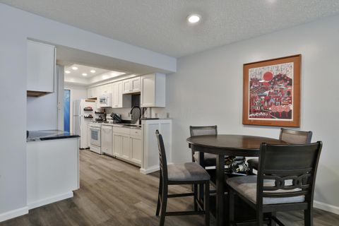 Tiny photo for 2579 Trotterslane Drive, Columbus, OH 43235 (MLS # 225044654)