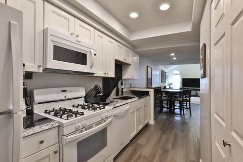 Tiny photo for 2579 Trotterslane Drive, Columbus, OH 43235 (MLS # 225044654)