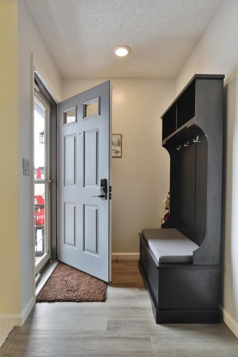 Tiny photo for 2579 Trotterslane Drive, Columbus, OH 43235 (MLS # 225044654)