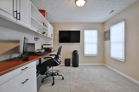 Tiny photo for 2579 Trotterslane Drive, Columbus, OH 43235 (MLS # 225044654)