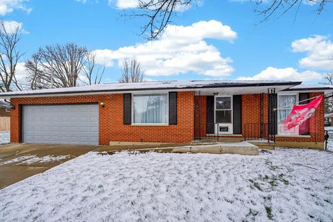 Photo of 6137 AMBLESIDE Drive, Columbus, OH 43229 (MLS # 226008348)