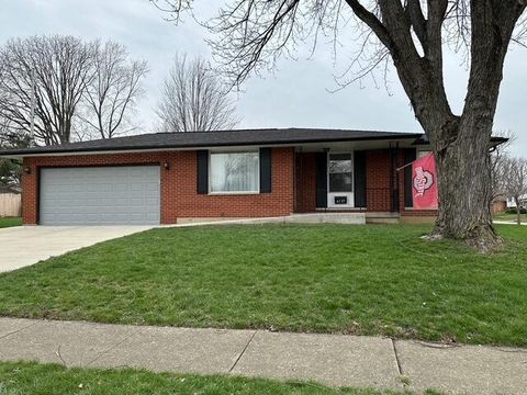 Photo of 6137 AMBLESIDE Drive, Columbus, OH 43229 (MLS # 226008348)