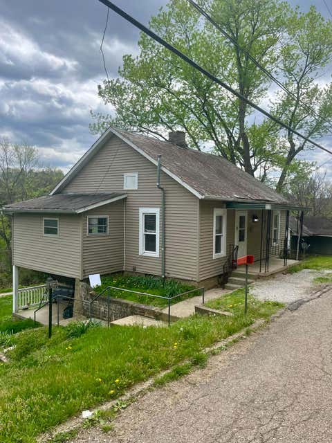 Homes For Sale - 350 Oak Street<br/> Nelsonville, OH 45764