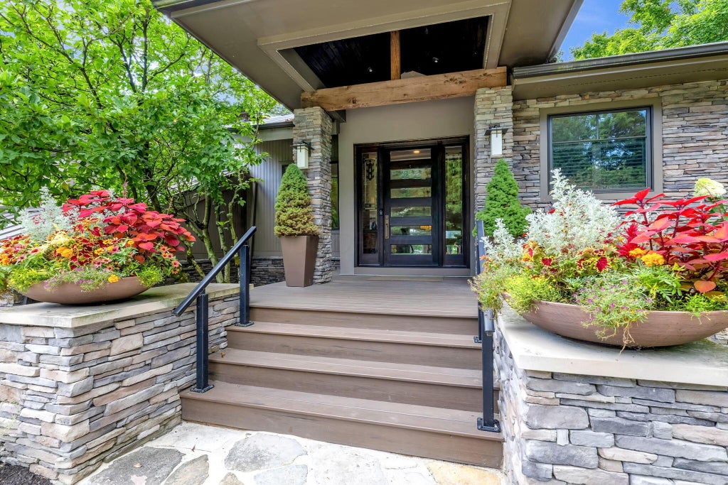 Photo of 4972 Red Bank Road, Galena, OH 43021 (MLS # 226030576)